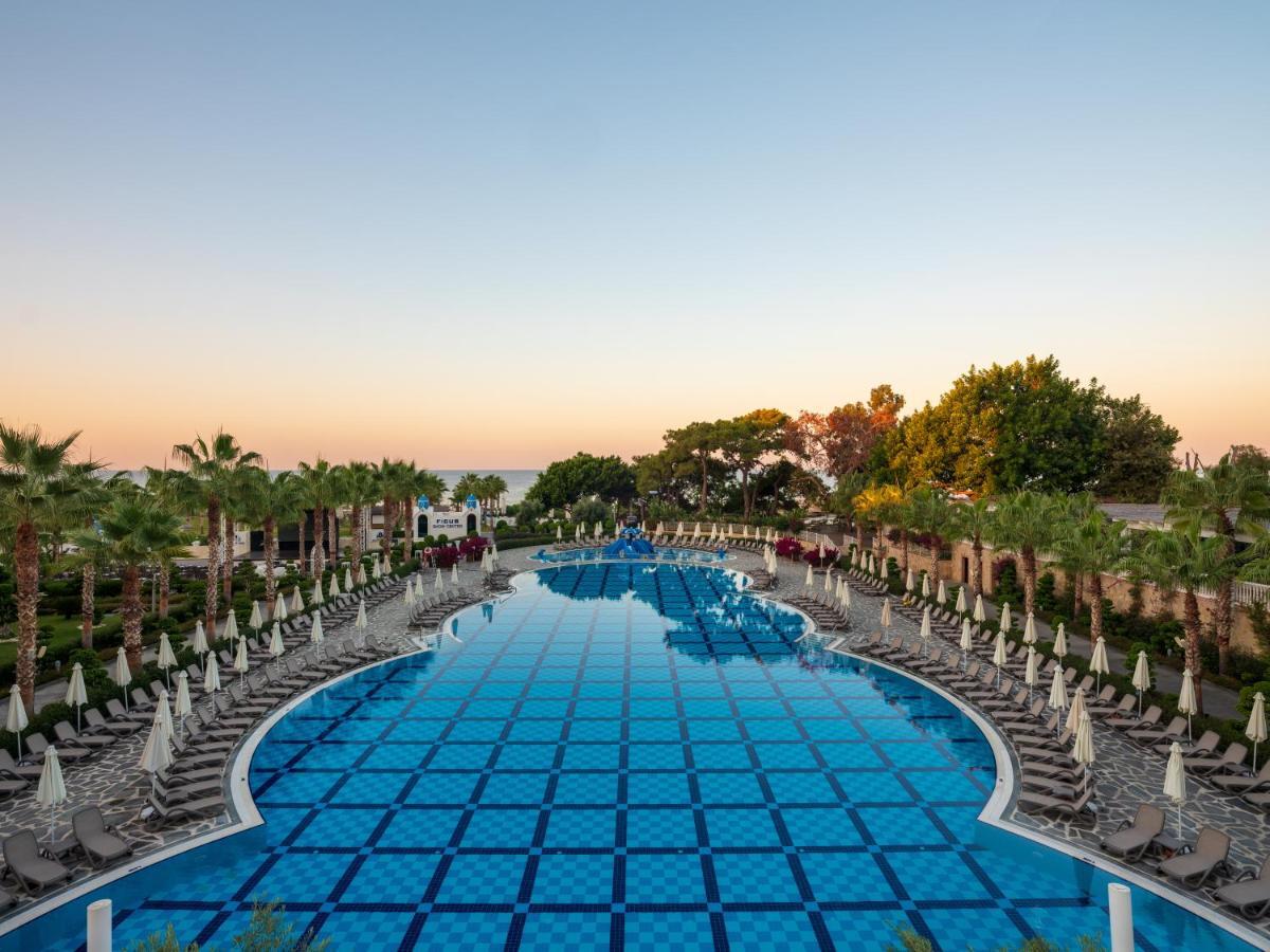 Rubi Platinum Spa Resort & Suites Avsallar Exteriör bild